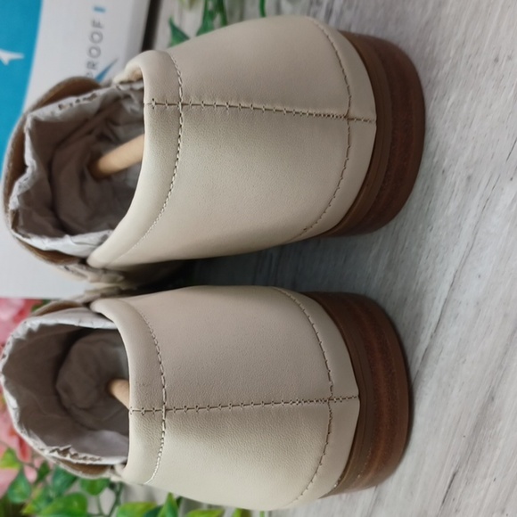 Aqua College Bossy Bone Leather Waterproof Loafer NIB - Picture 5 of 9